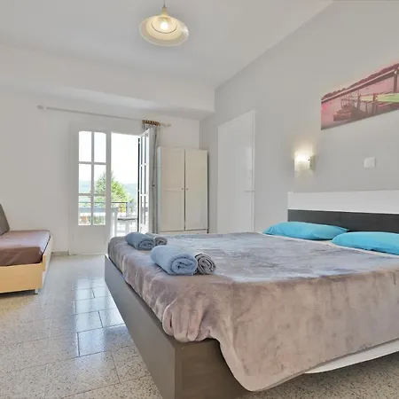 Fotini Apartment *